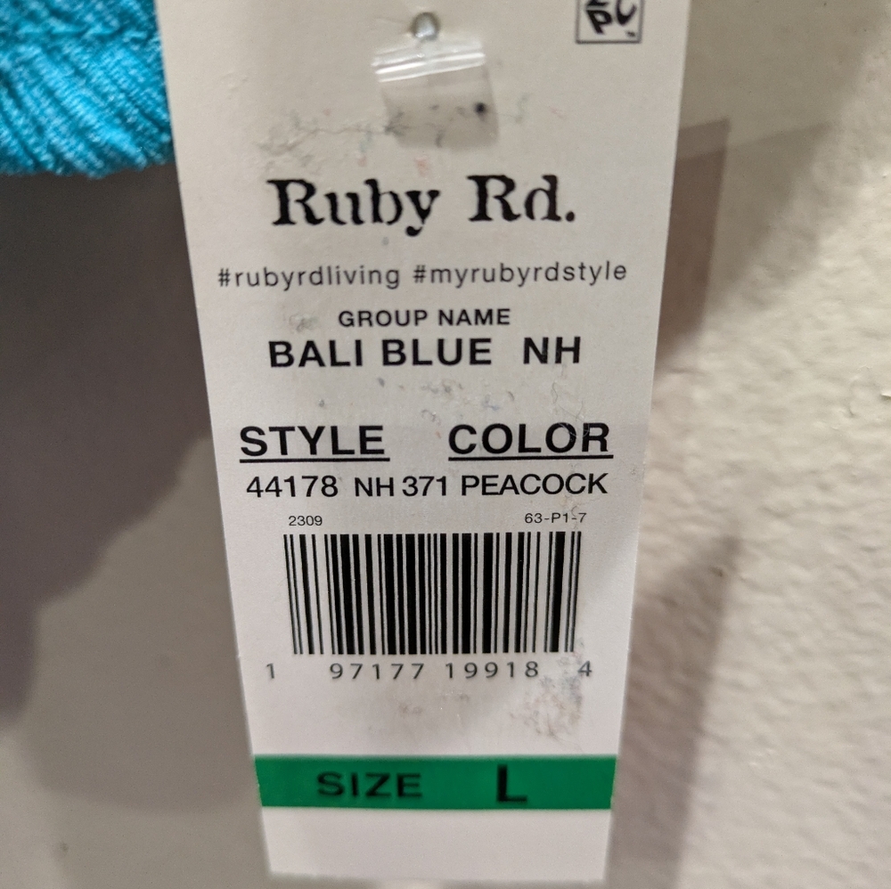 Ruby Rd. Yellow Tag with Red Logo Size Large - Picture 7 of 10